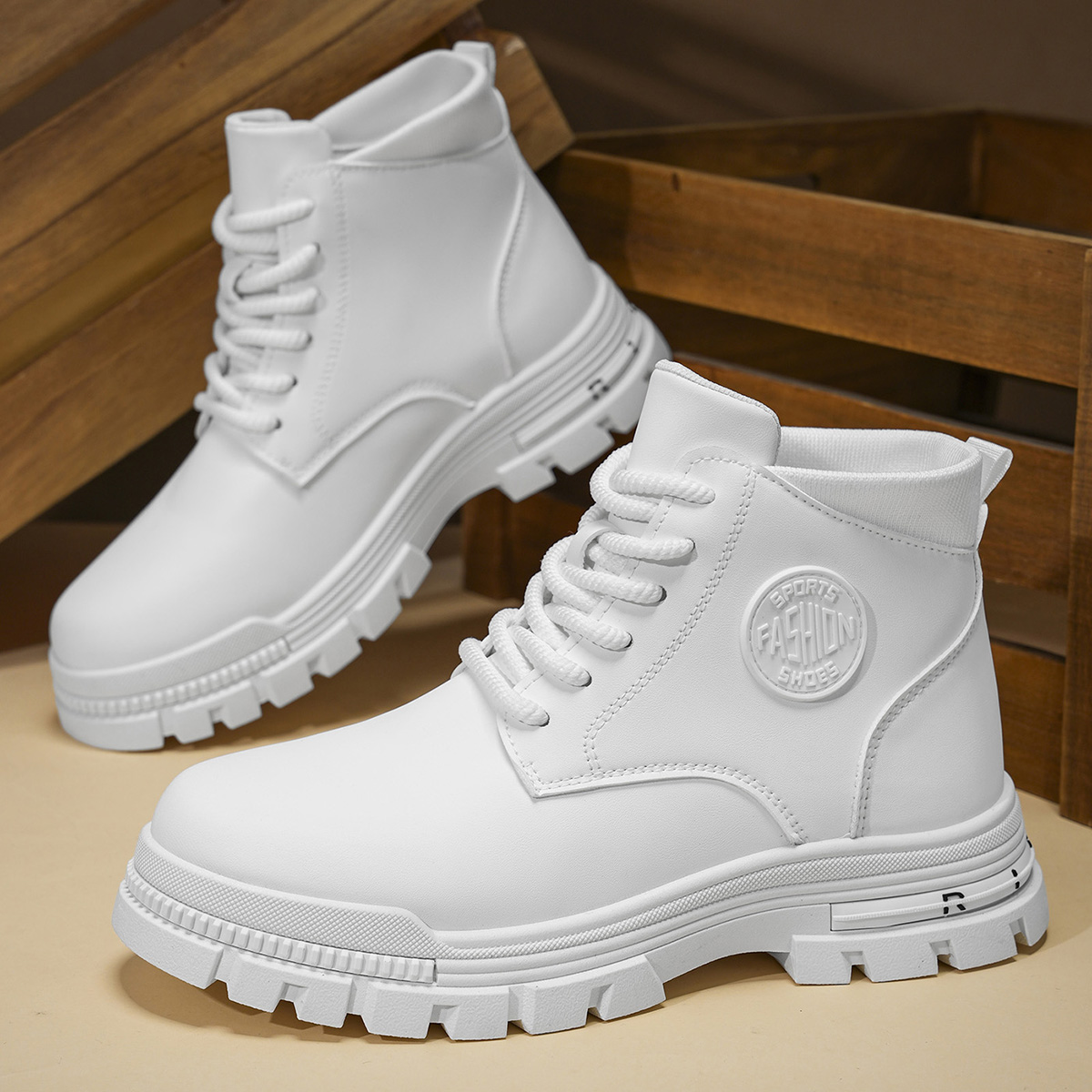 Men'S Fashion News - Sepatu Bot Motor Putih Pria Modis