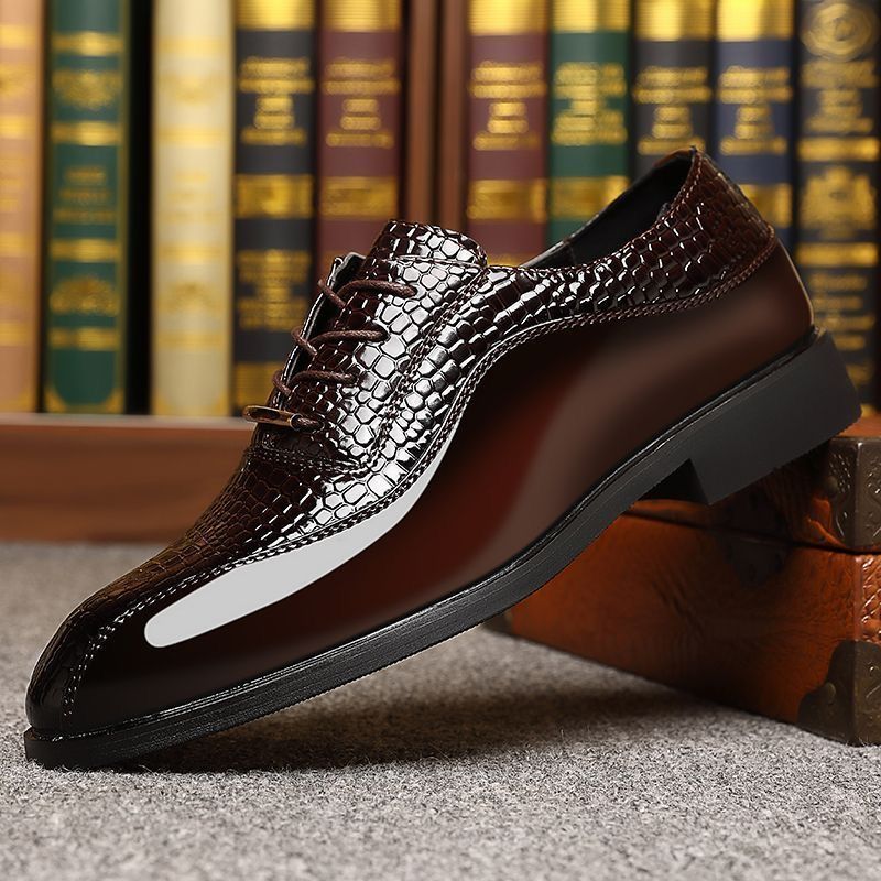 Mens Fashion Dress Shoes - Sepatu Pria Kulit Paten Mengkilap Gaya