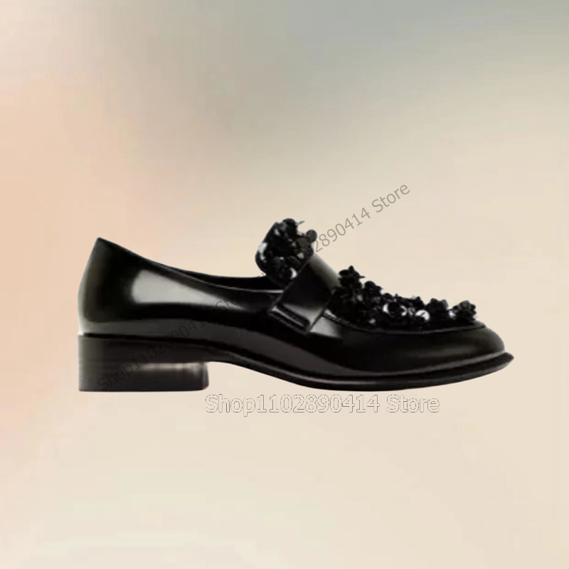 Mens Fashion Dress Shoes - Sepatu Pria Berujung Lancip dengan Hiasan