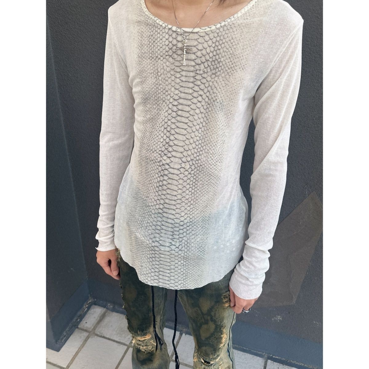 Kaos Lengan Panjang Hitam Lehe - Graphic Tee Oversized ulasan dan harga