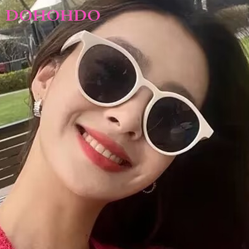 Kacamata Hitam Oval Klasik Vin - Men Fashion Photography ulasan dan harga